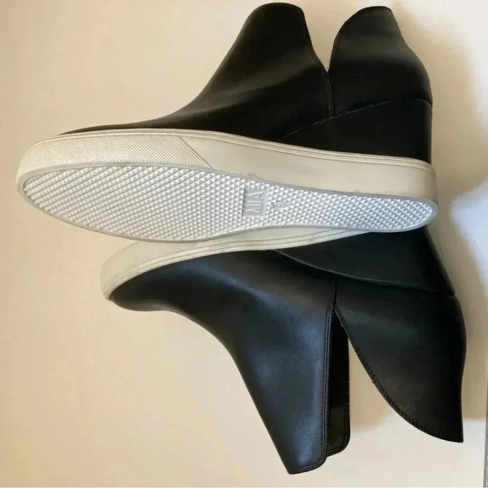 MIA Shoes Womens 9M Kate Platform Sneakers‎ Black Faux Leather Cut Out Casual